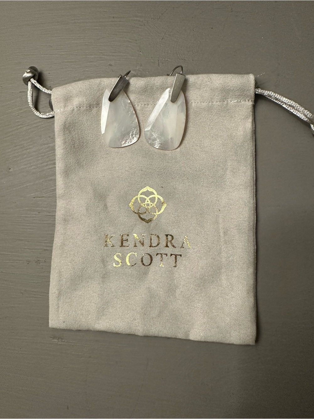 Kendra Scott Silver Mother-of-Pearl Maize Drop  Earrings